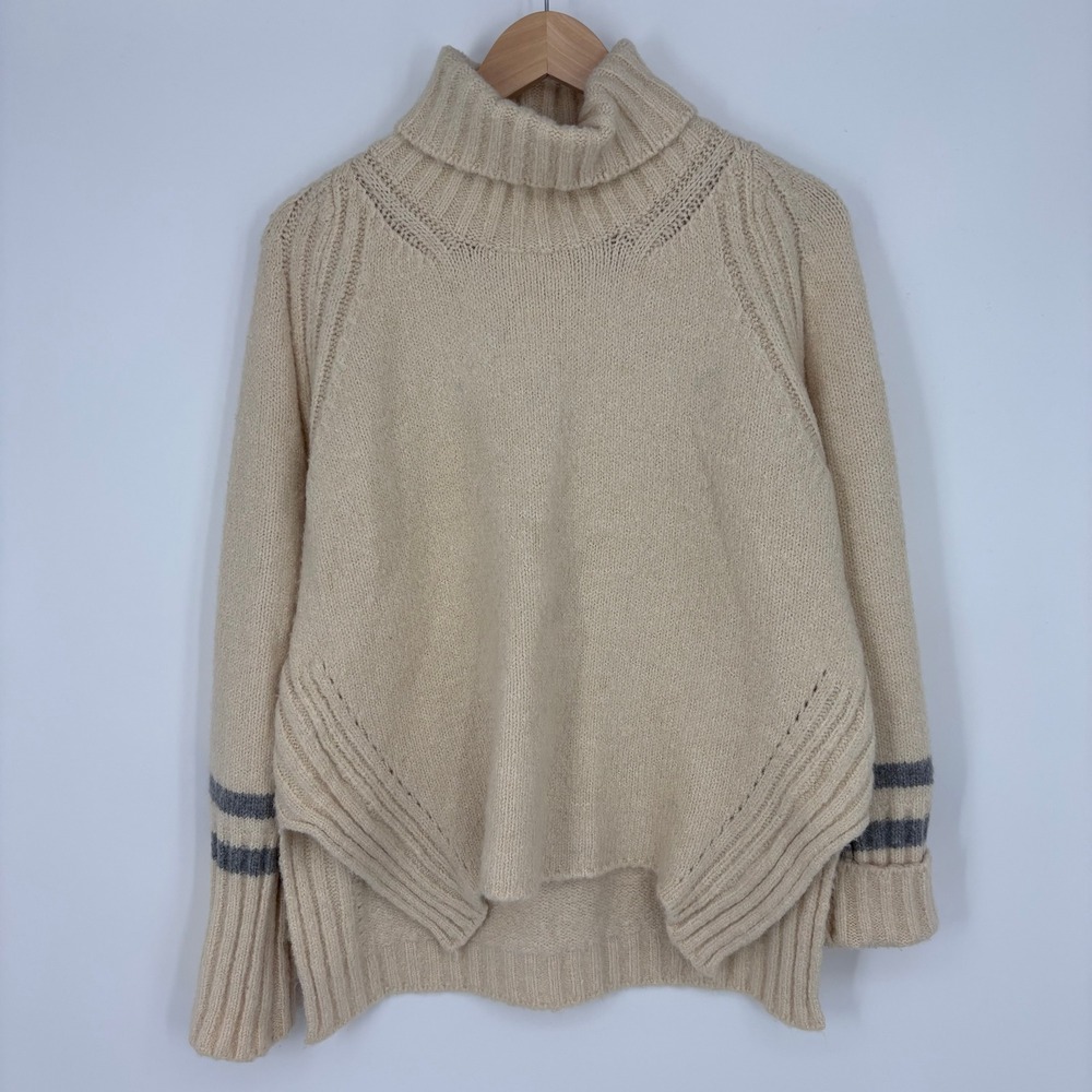 POL Turtleneck Oversized Angora Blend Sweater Womens Large Cream Stripe